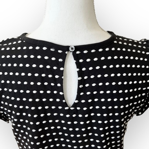 LOFT Black and White Polka Dot Top with Flutter Cap Sleeves Size SP - Picture 4 of 8